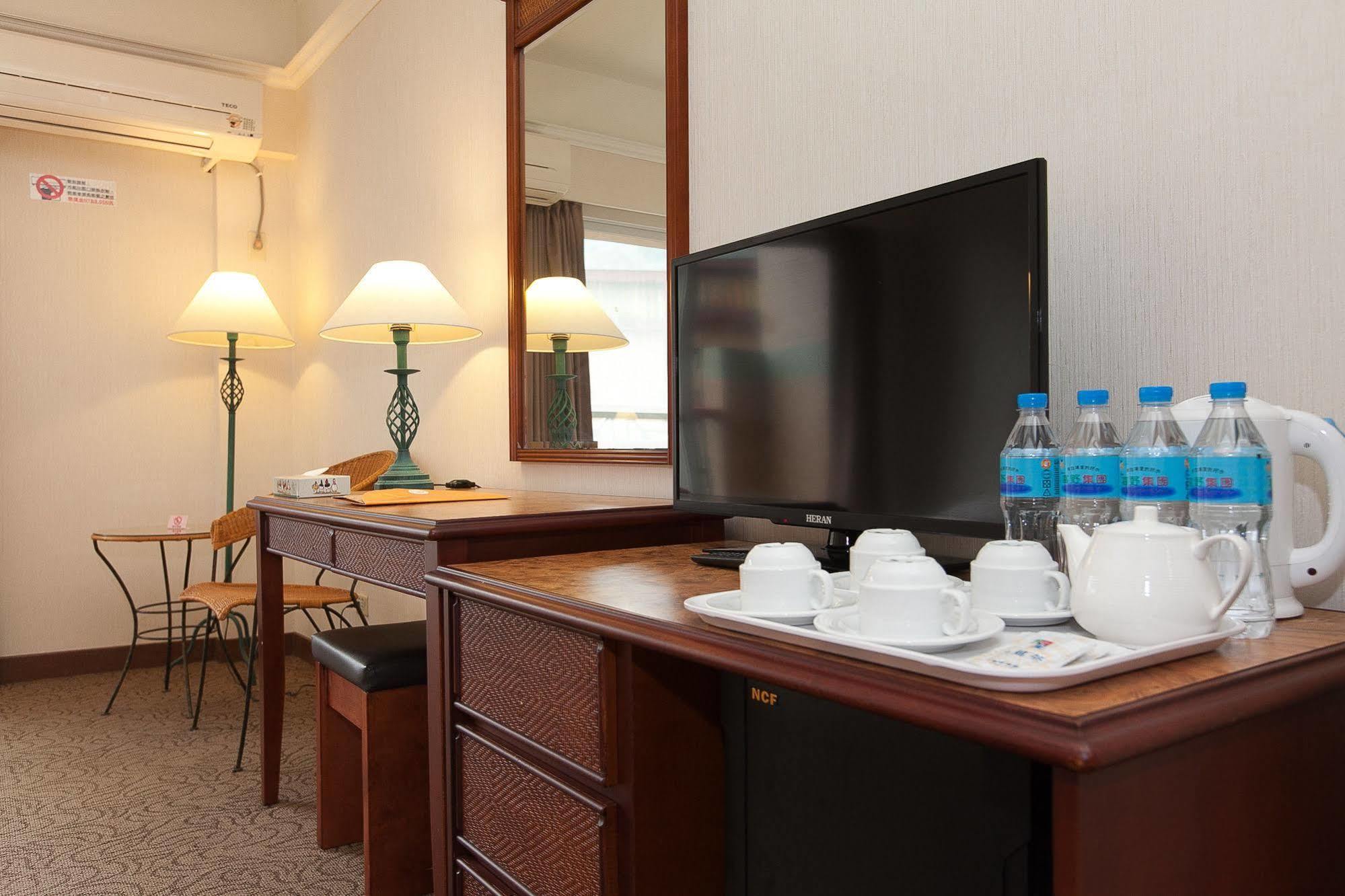 Hoya Hotel Wenquan Екстер'єр фото